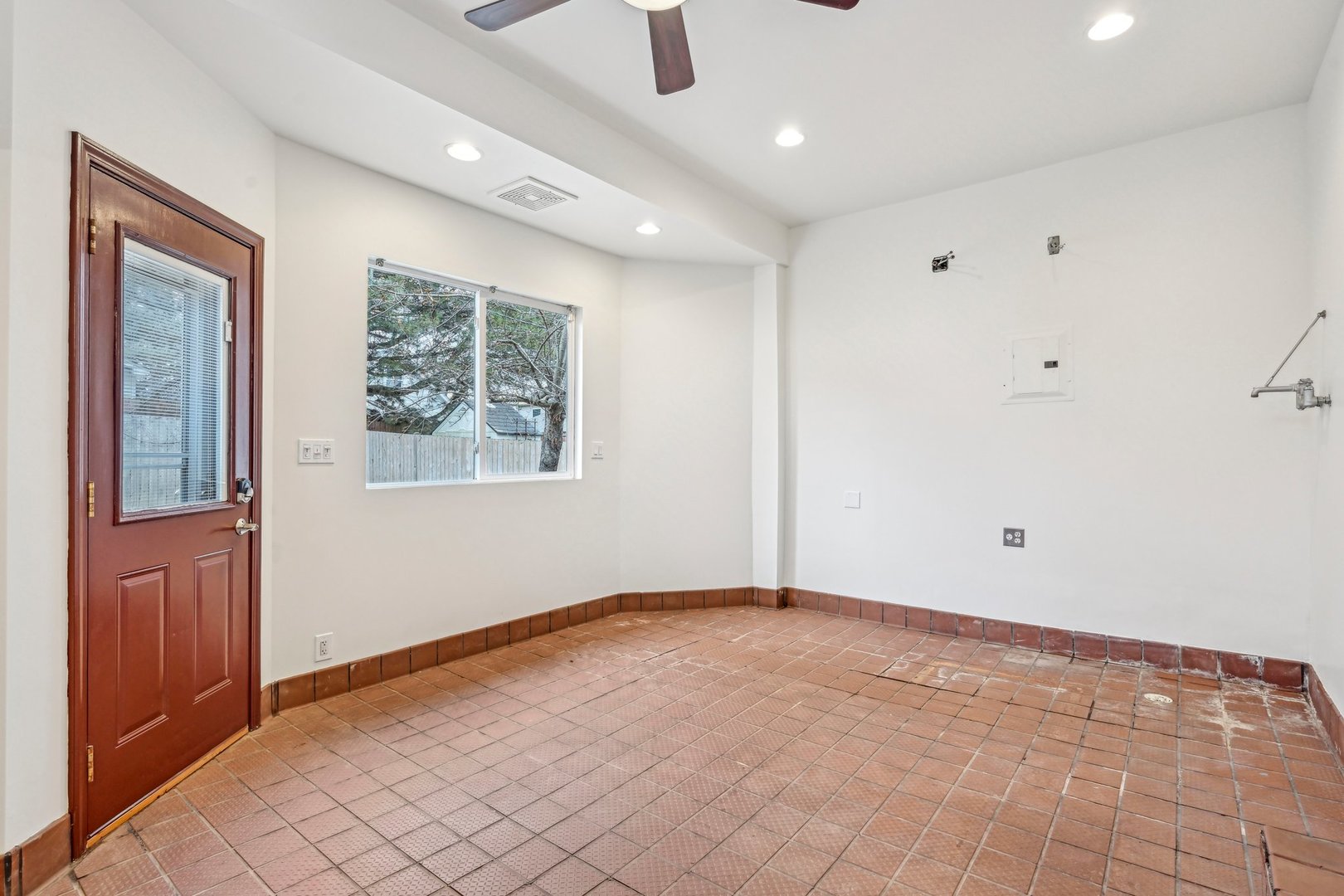 23697 North Cottage Road Lake Zurich, IL 60047 - Photo 15 of 23 Gallery Image 15