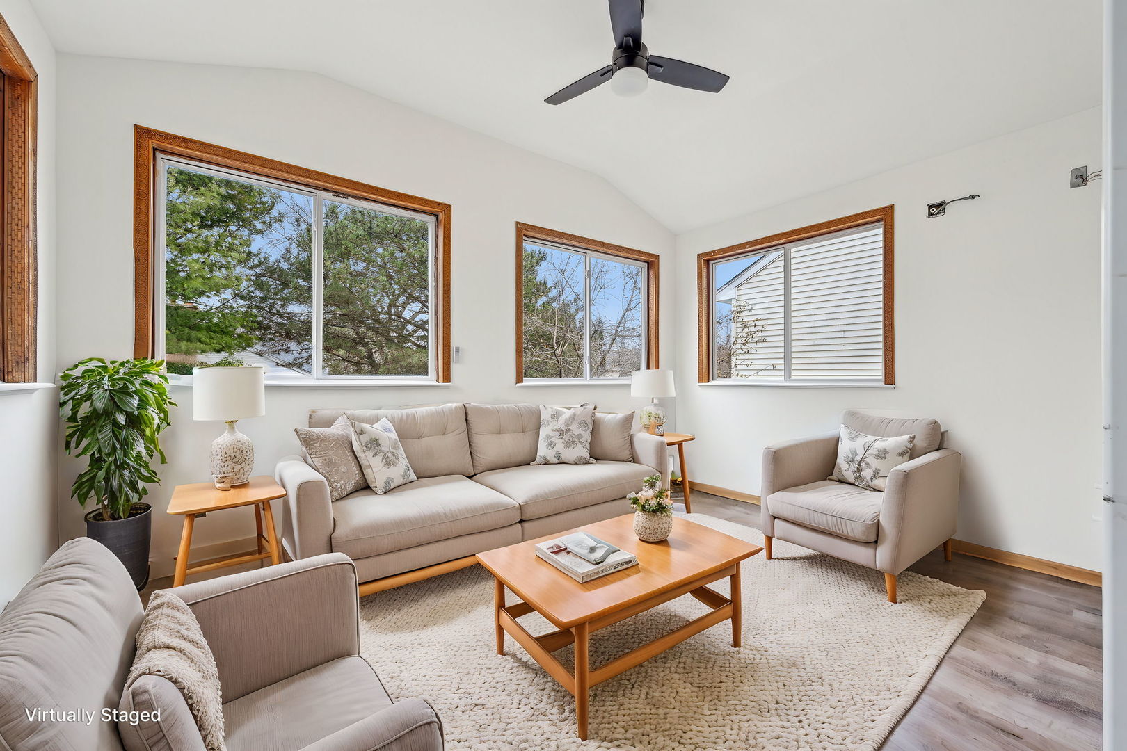 23697 North Cottage Road Lake Zurich, IL 60047 - Photo 3 of 23 Gallery Image 3