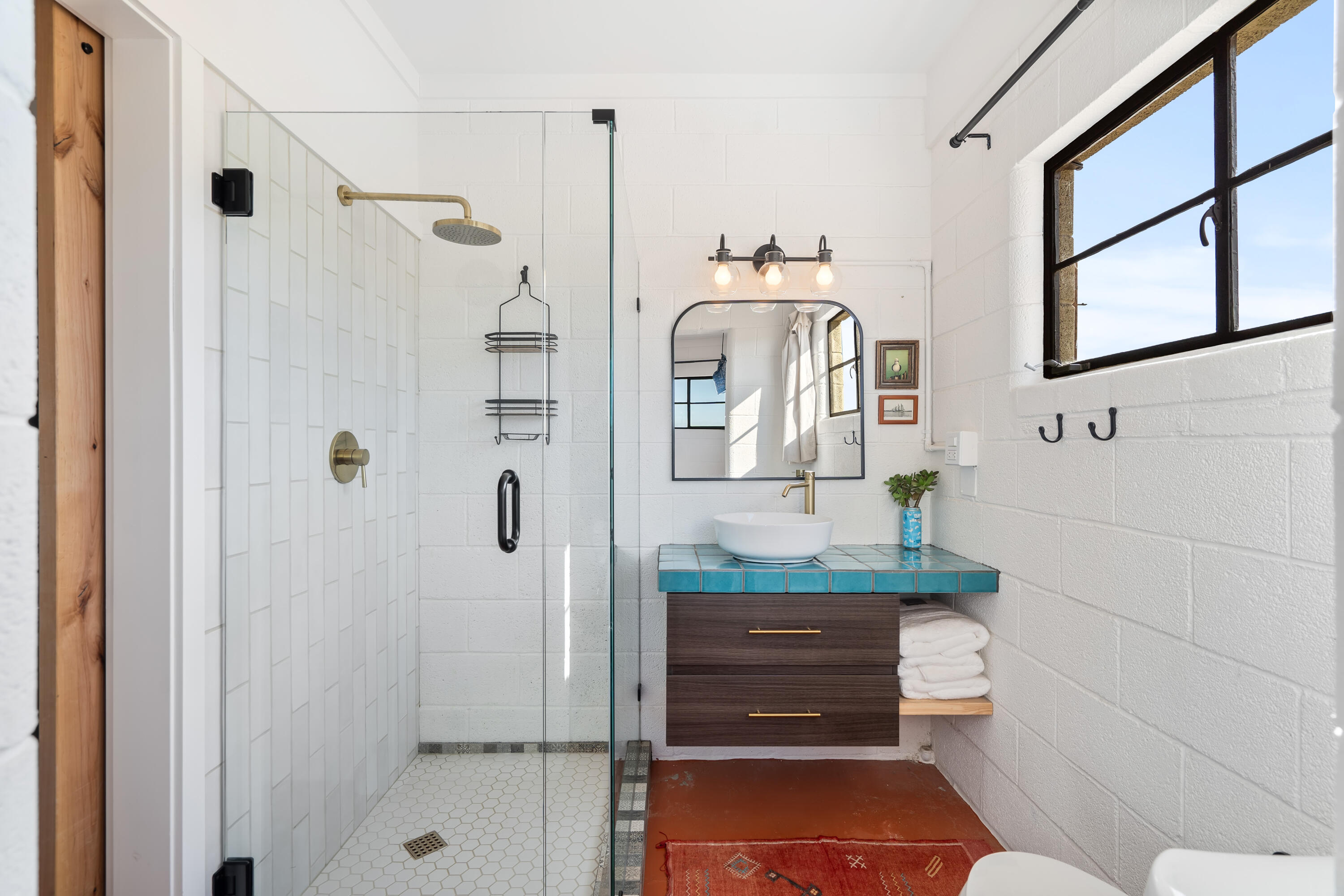 52079 Ocotillo Road Johnson Valley, CA 92285 - Photo 25 of 40 a bathroom with a shower