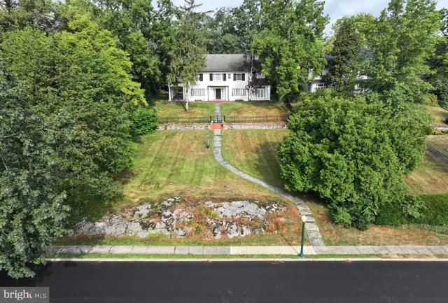 $699,000 | 939 The Terrace, Hagerstown, MD 21742