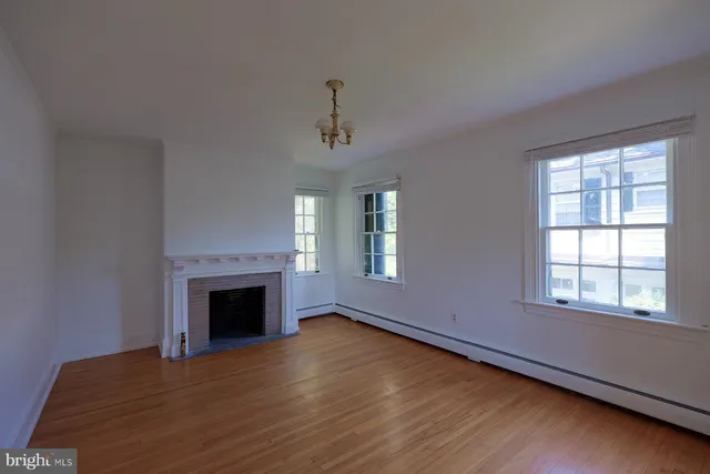 $699,000 | 939 The Terrace, Hagerstown, MD 21742