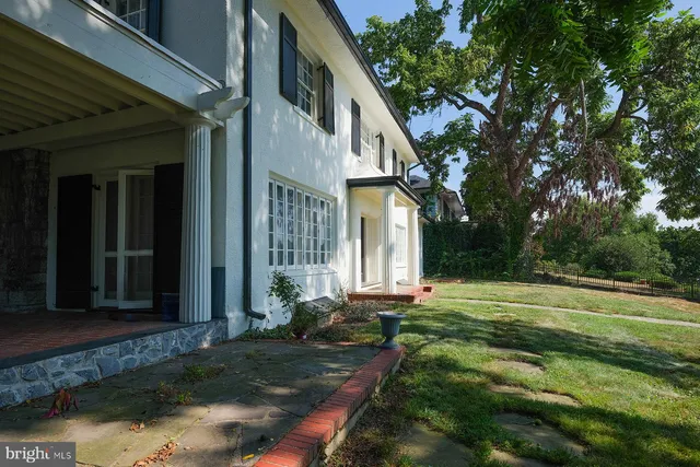 $699,000 | 939 The Terrace, Hagerstown, MD 21742