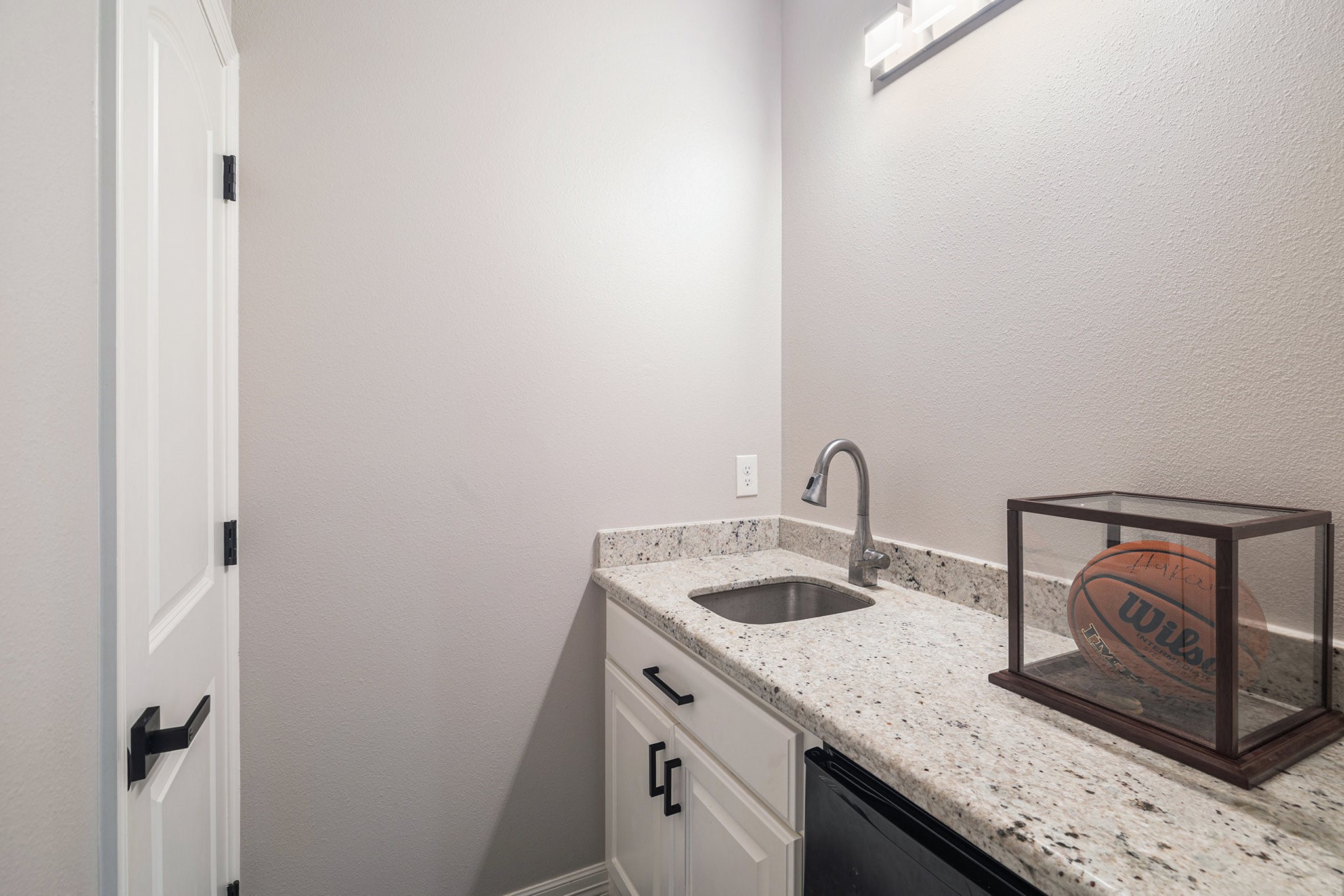 1018 Winchester Bend Huffman, TX 77336 - Photo 37 of 48