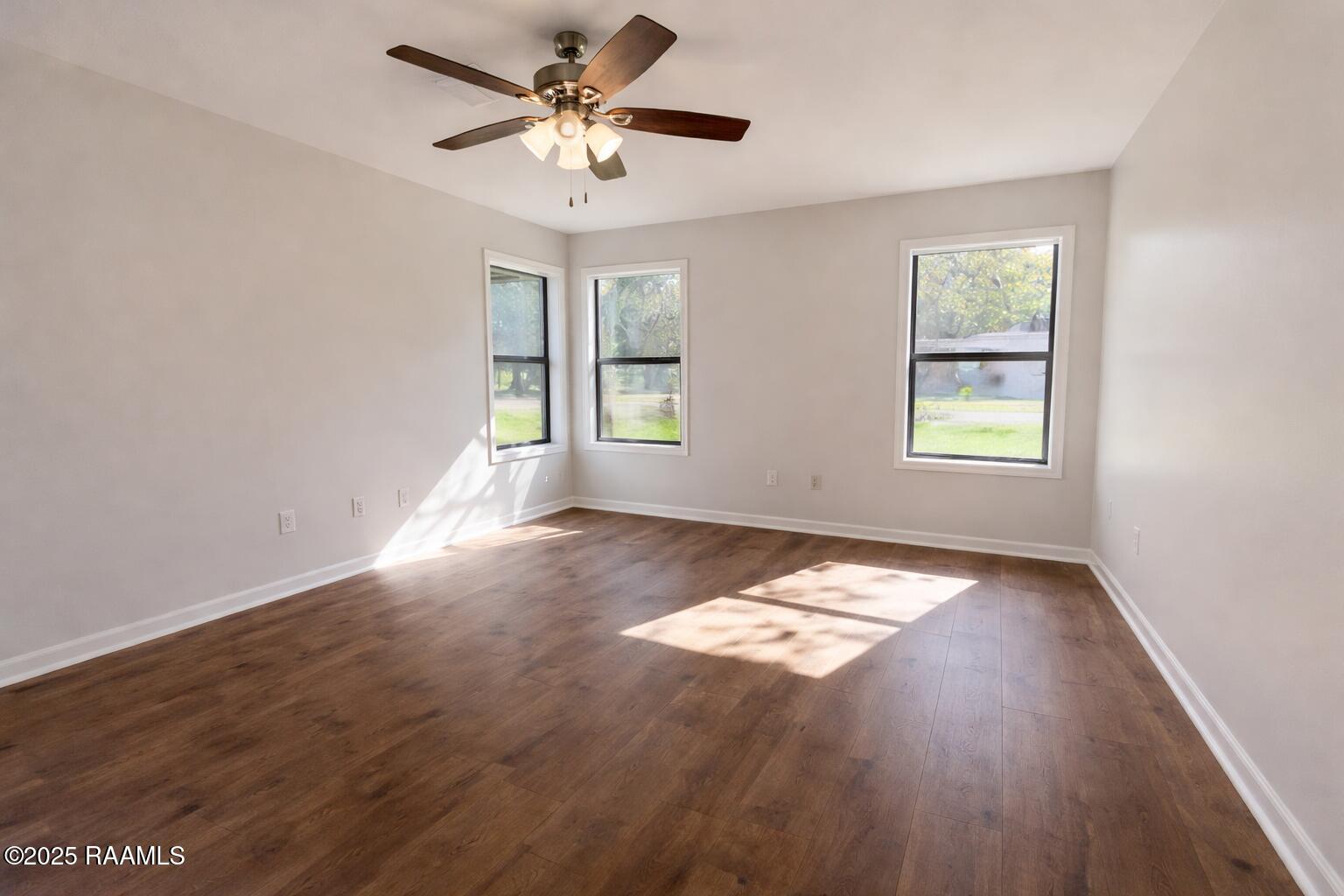 100 Kerry Street Baldwin, LA 70514 - Photo 9 of 28 23