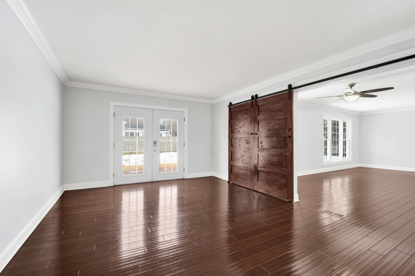 332 South River Road Naperville, IL 60540 - Photo 12 of 38