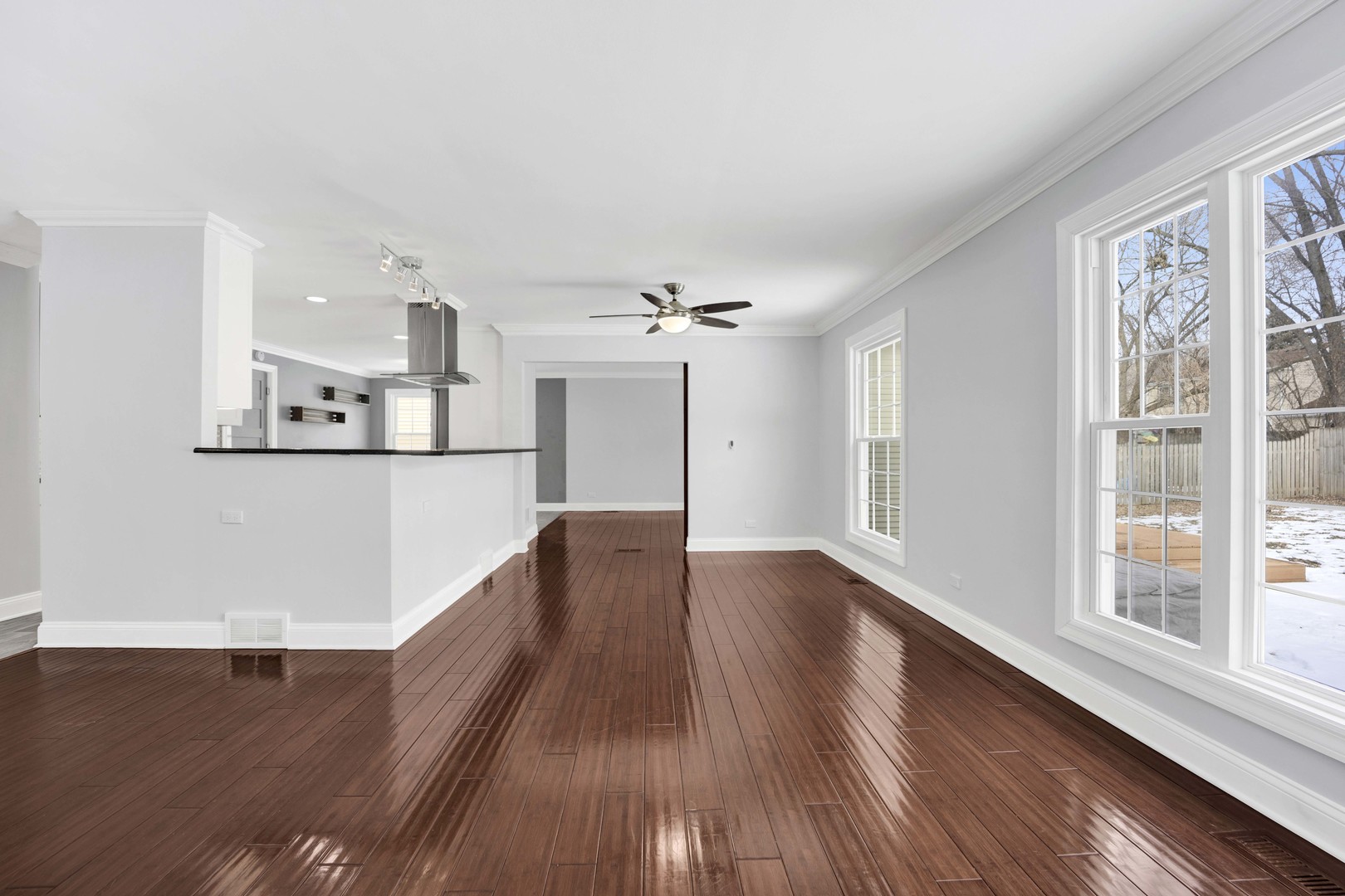 332 South River Road Naperville, IL 60540 - Photo 15 of 38