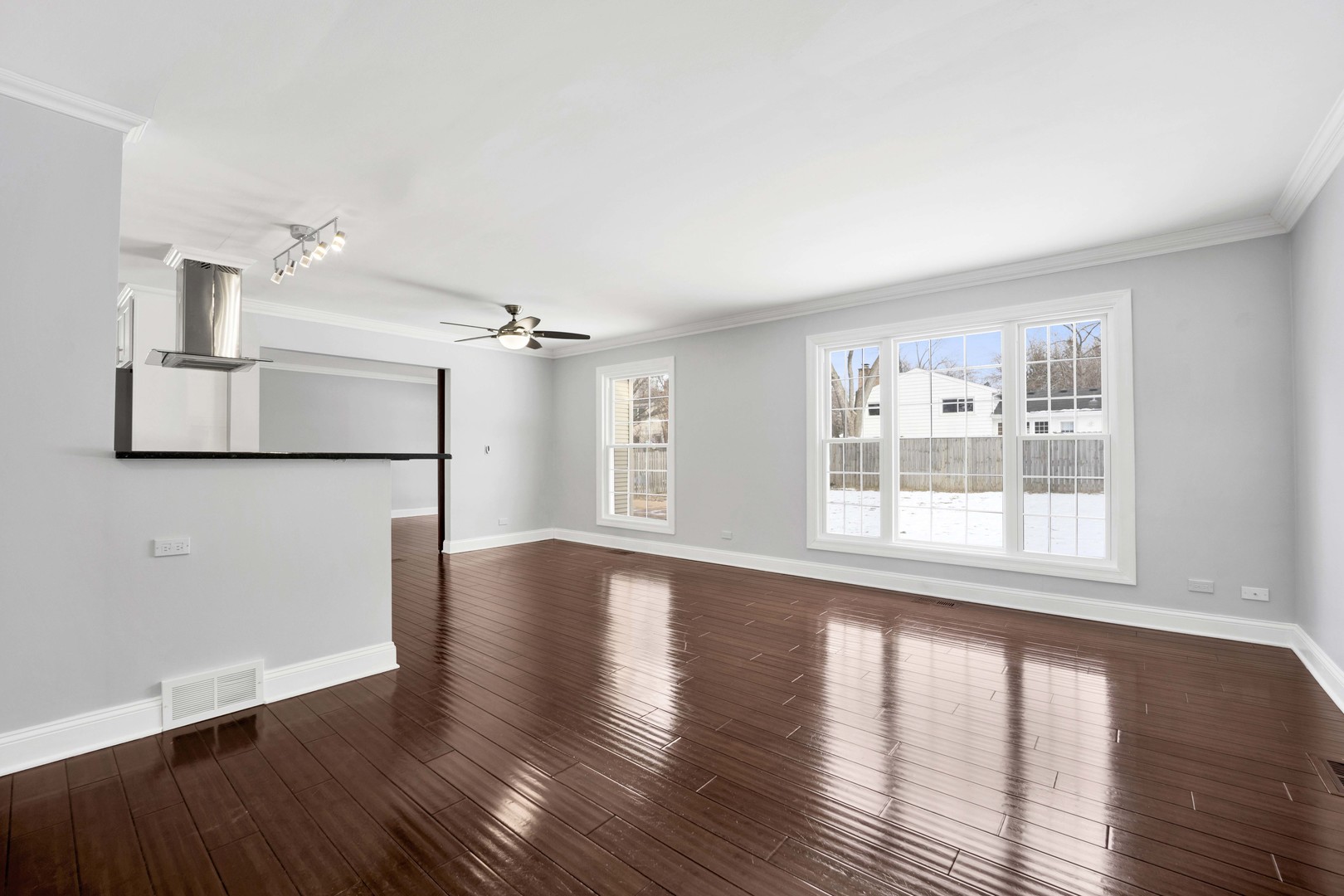 332 South River Road Naperville, IL 60540 - Photo 16 of 38