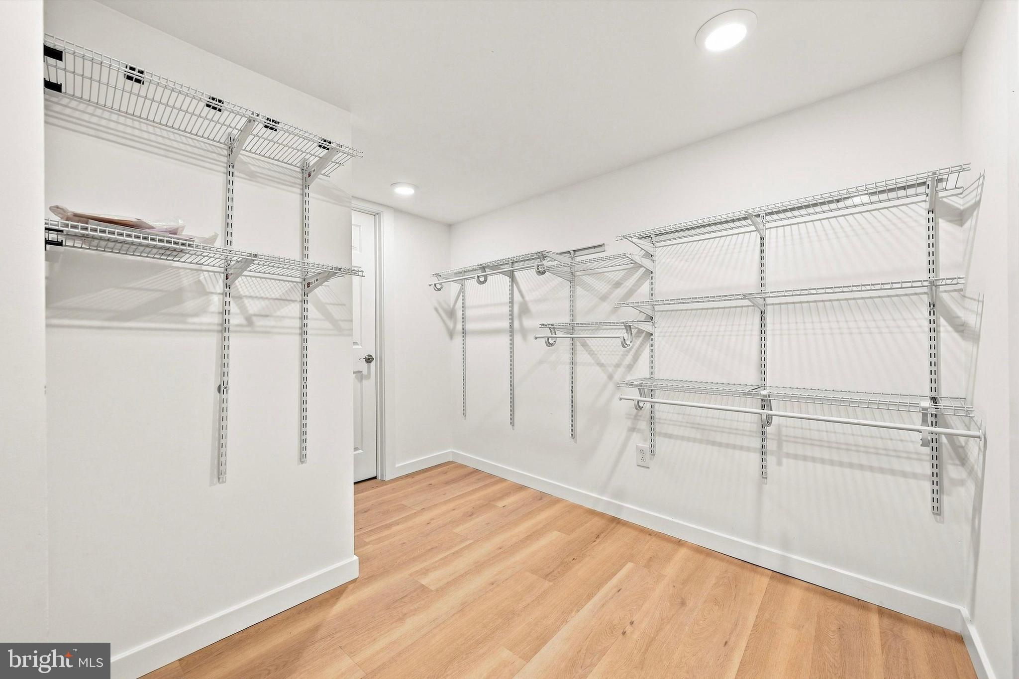 400 North Front Street, Unit E Philadelphia, PA 19123 - Photo 9 of 15 Gallery Image 9