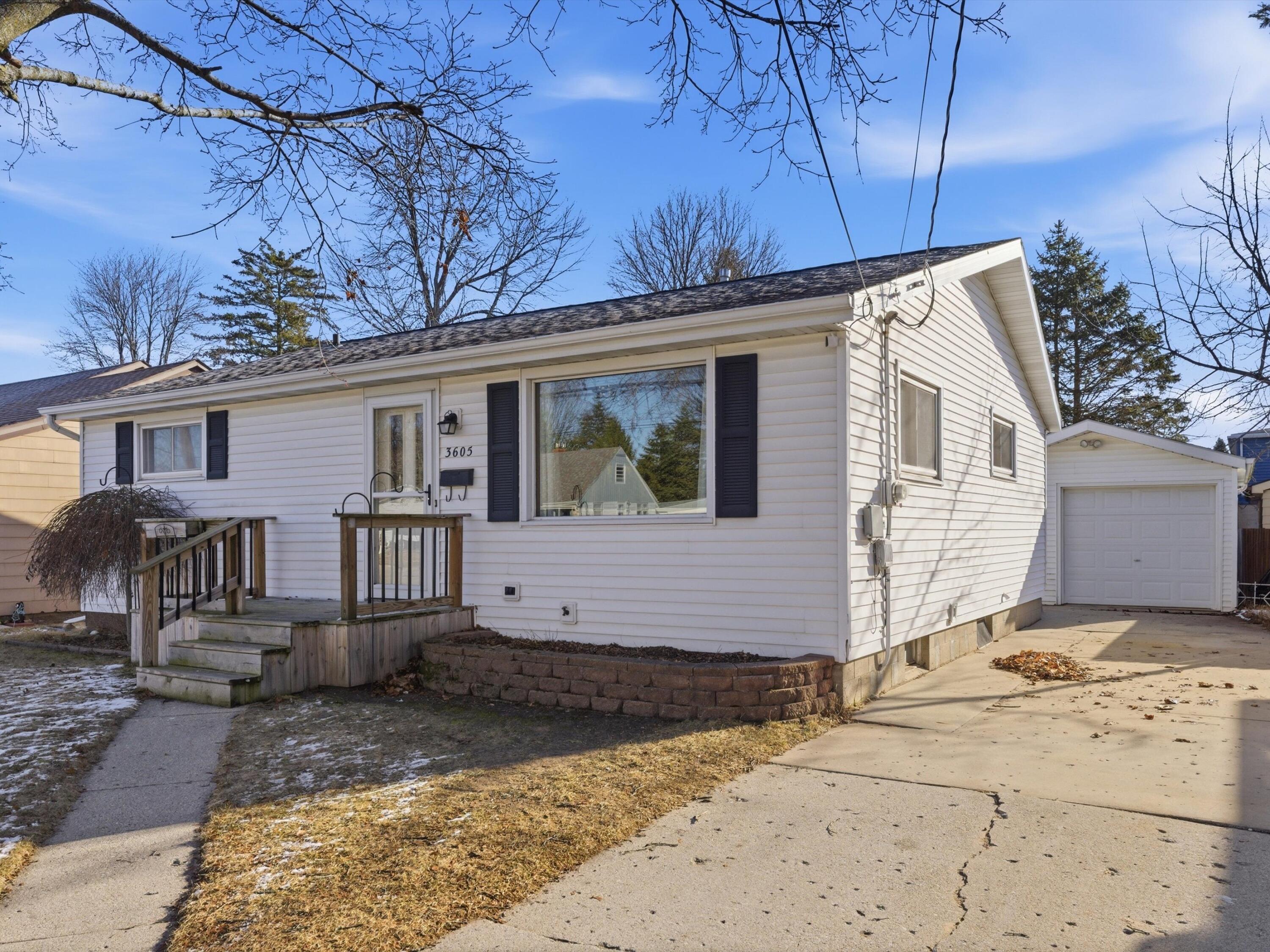 3605 Tannery Road Two Rivers, WI 54241 - Photo 6 of 24 1 car garage with driveway