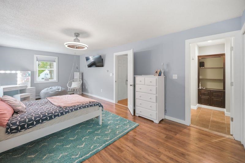 10 Hillside Road Kingston, NH 03848 - Photo 24 of 52