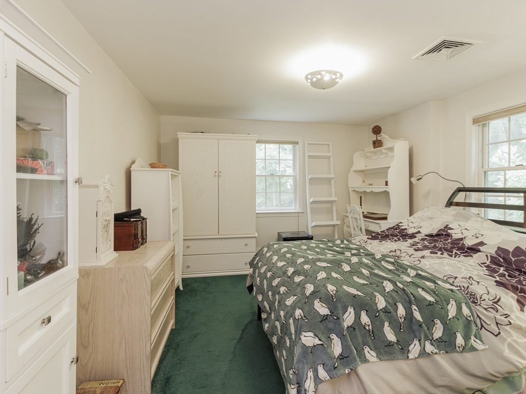 426 Conant Road Weston, MA 02493 - Photo 26 of 41