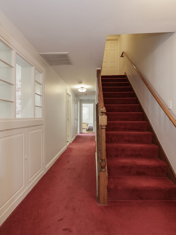 426 Conant Road Weston, MA 02493 - Photo 27 of 41