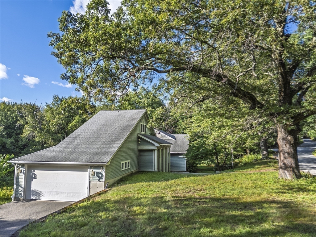 426 Conant Road Weston, MA 02493 - Photo 35 of 41