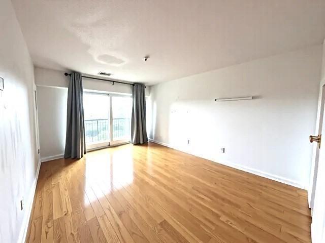 133 Commander Shea Boulevard, Unit 502 Quincy, MA 02171 - Photo 3 of 12