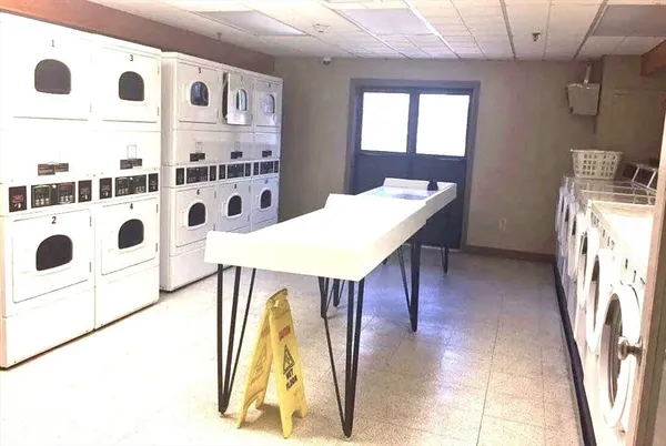 $335,000 | 133 Commander Shea Boulevard, Unit 502, Quincy, MA 02171