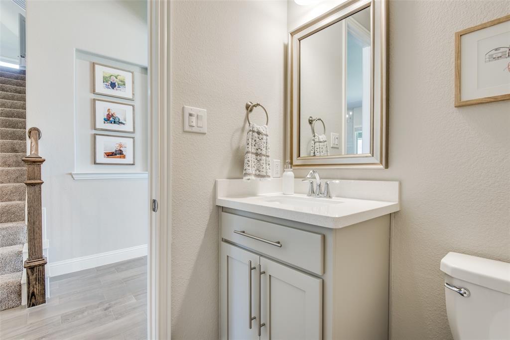 9759 Hickory Hill Road Frisco, TX 75035 - Photo 16 of 38