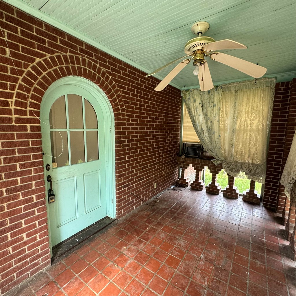 2211 8th Street Columbus, GA 31906 - Photo 5 of 13