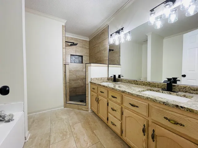 $1,775 | 2256 Lake Springs Lane, Memphis, TN 38016