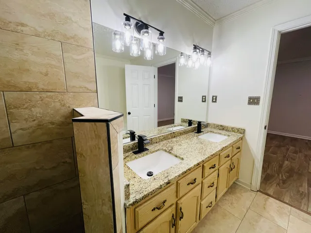 $1,775 | 2256 Lake Springs Lane, Memphis, TN 38016