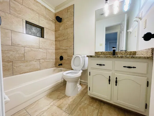 $1,775 | 2256 Lake Springs Lane, Memphis, TN 38016