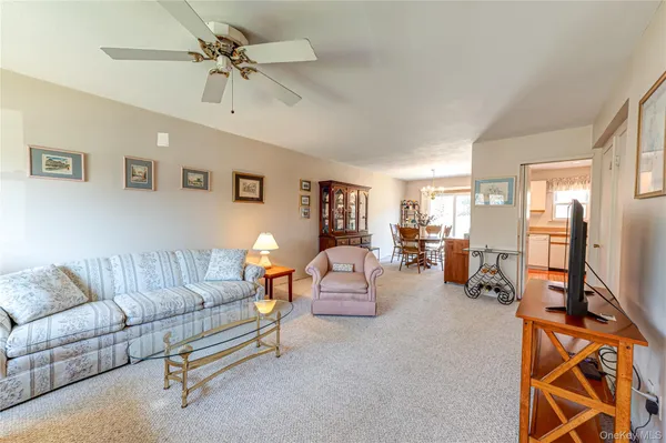 $525,000 | 195 North Centre Avenue, Unit 25, Rockville Centre, NY 11570