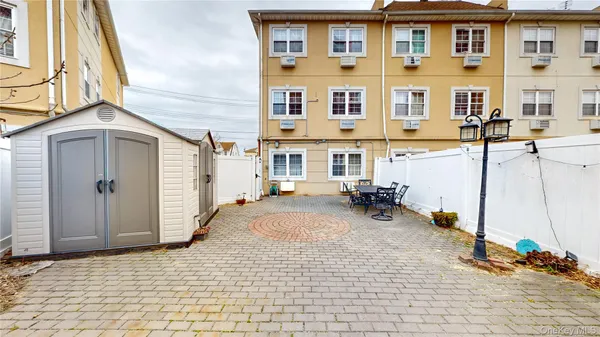 $1,299,000 | 12702 172nd Street | St. Albans