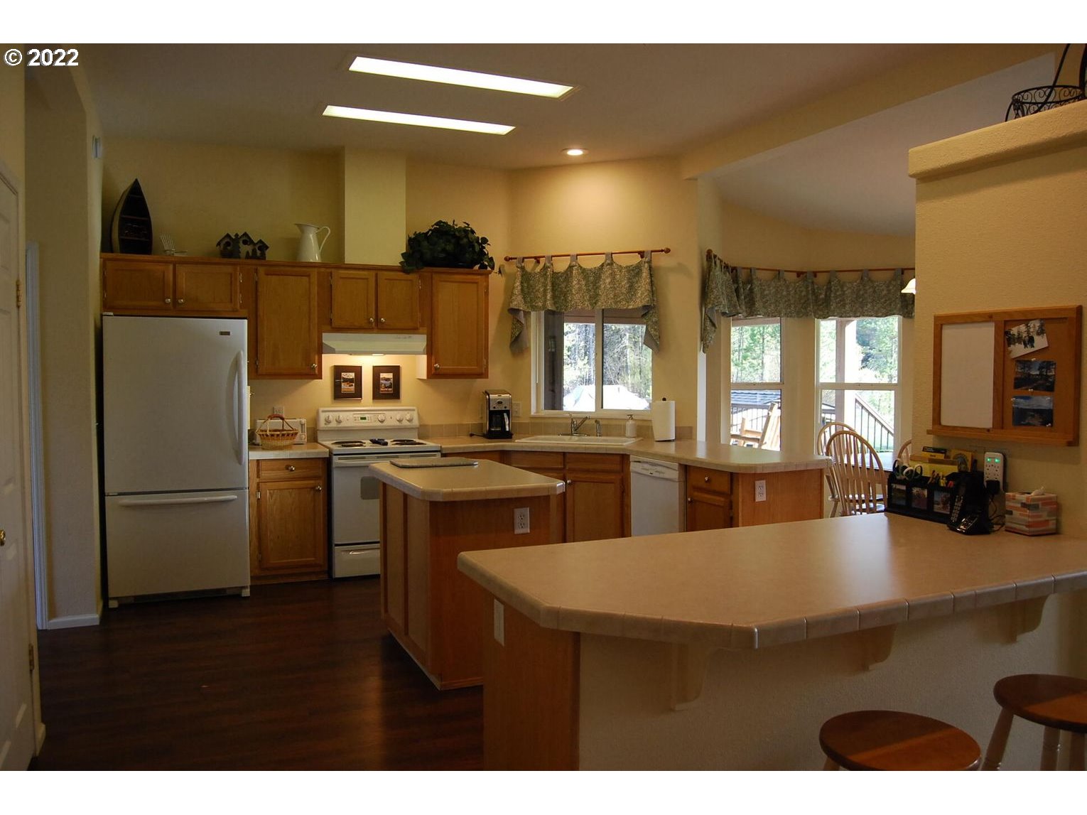 16305 Bear Lane Bend, OR 97707 - Photo 16 of 32