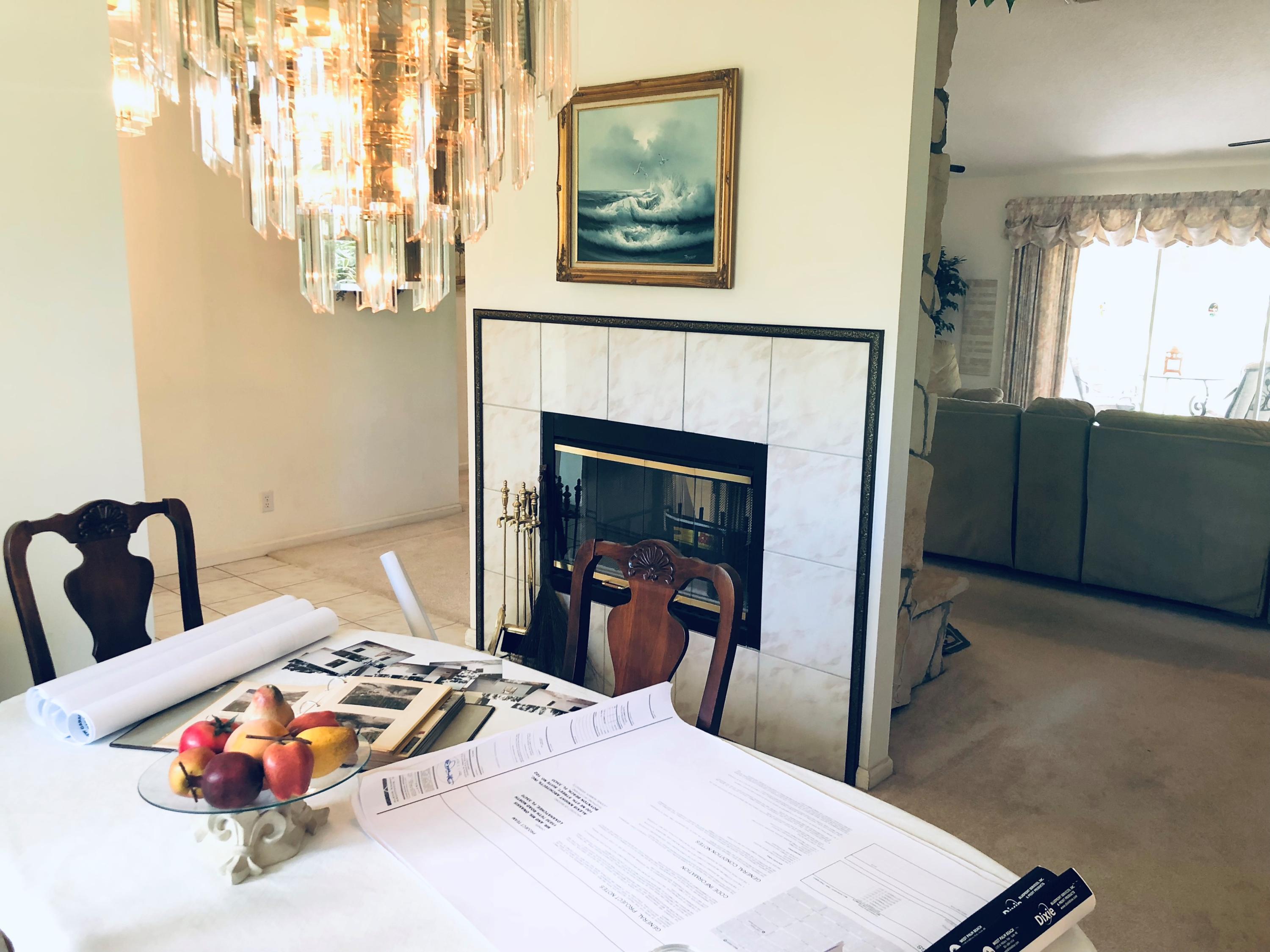 2 Sided Fireplace Dinning Room