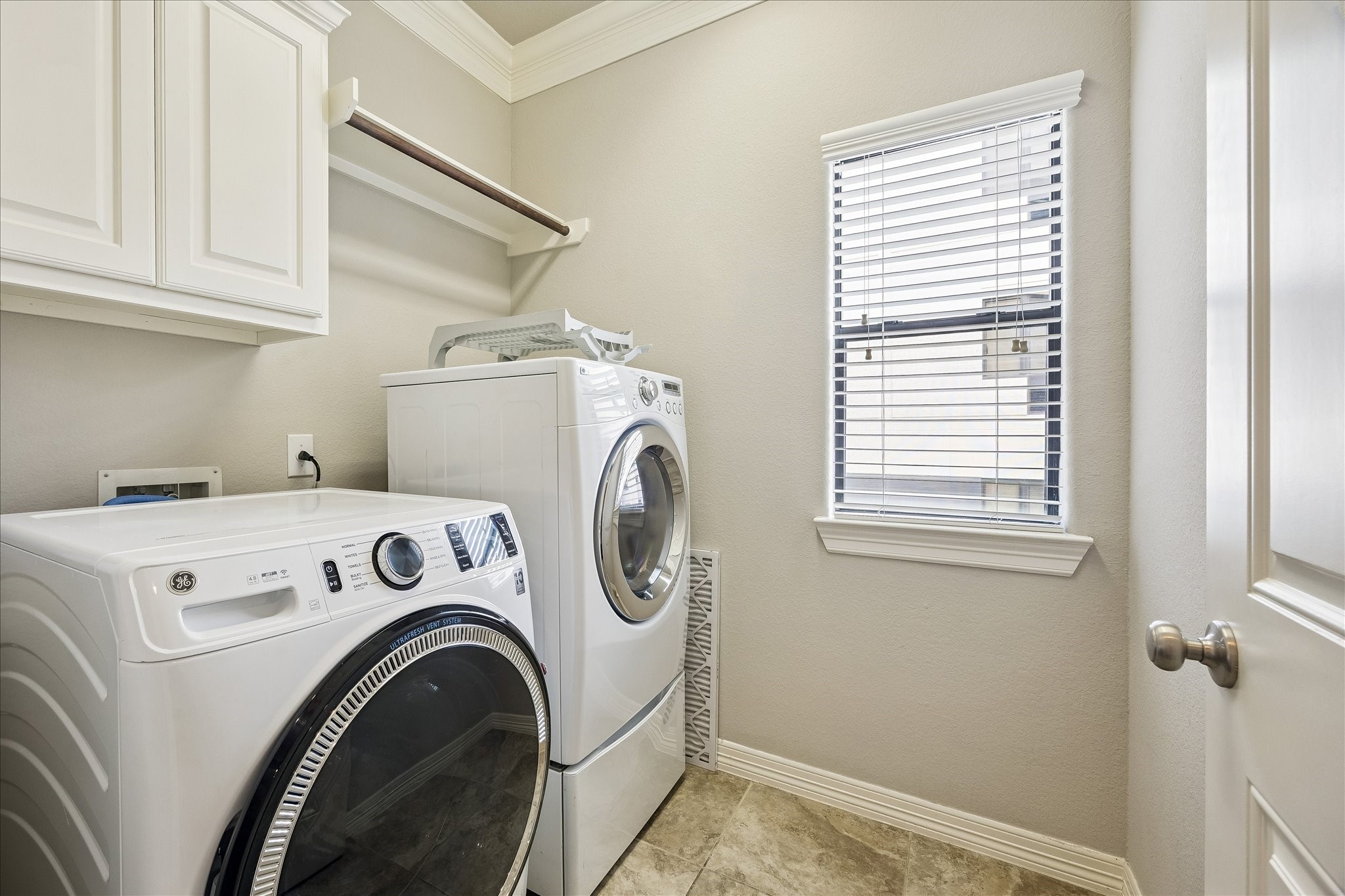 3002 Soutine Street Houston, TX 77021 - Photo 16 of 22 Washer dryer included!