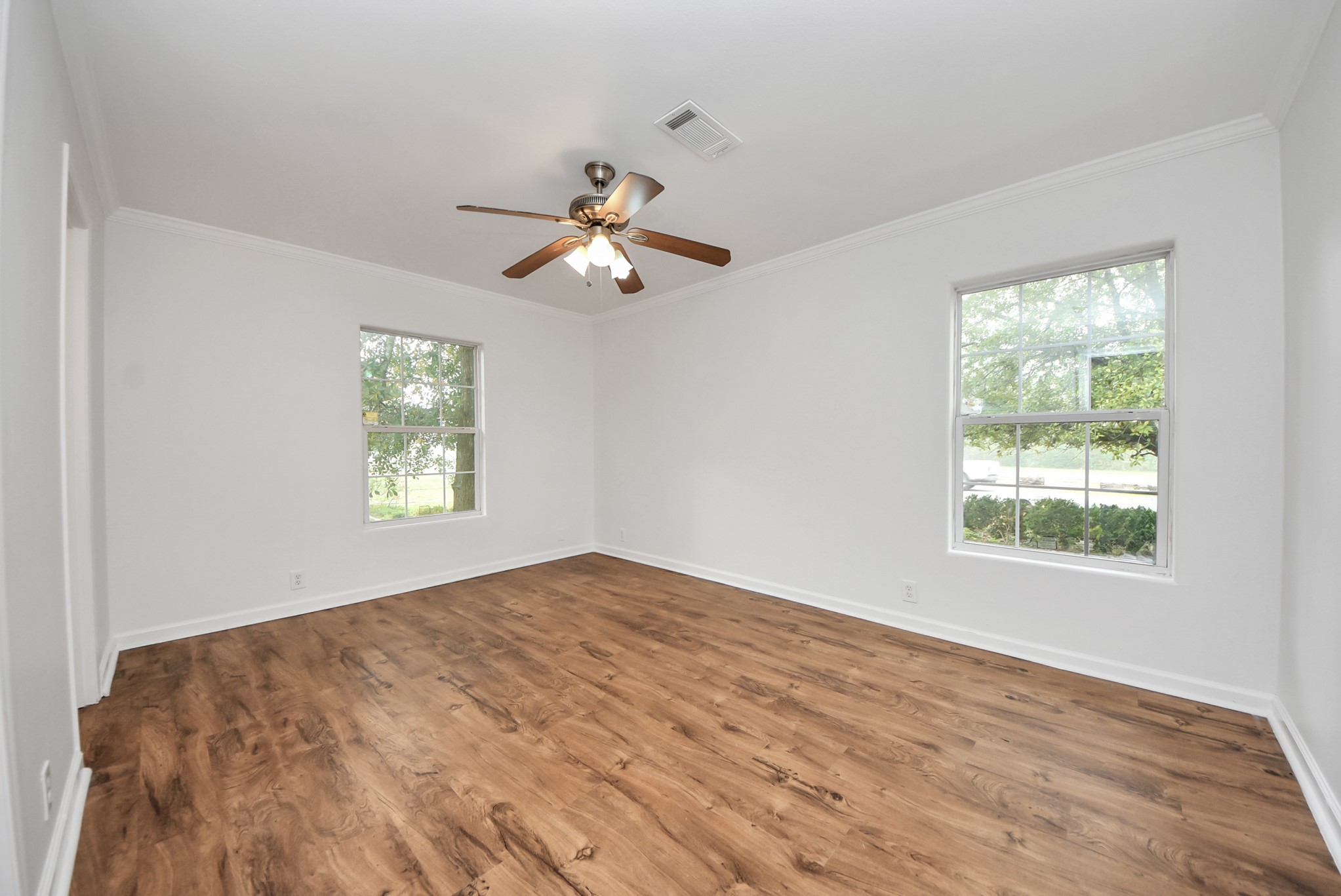 6526 Carver Road, Unit A Houston, TX 77091 - Photo 23 of 31 a view of an empty room with a window