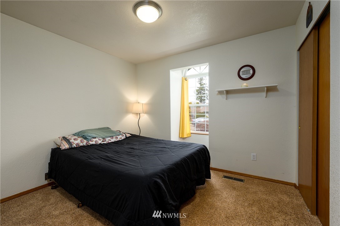 1347 Roma Road Bellingham, WA 98226 - Photo 10 of 24
