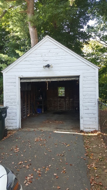34 Eleanor Road Springfield, MA 01108 - Photo 24 of 24