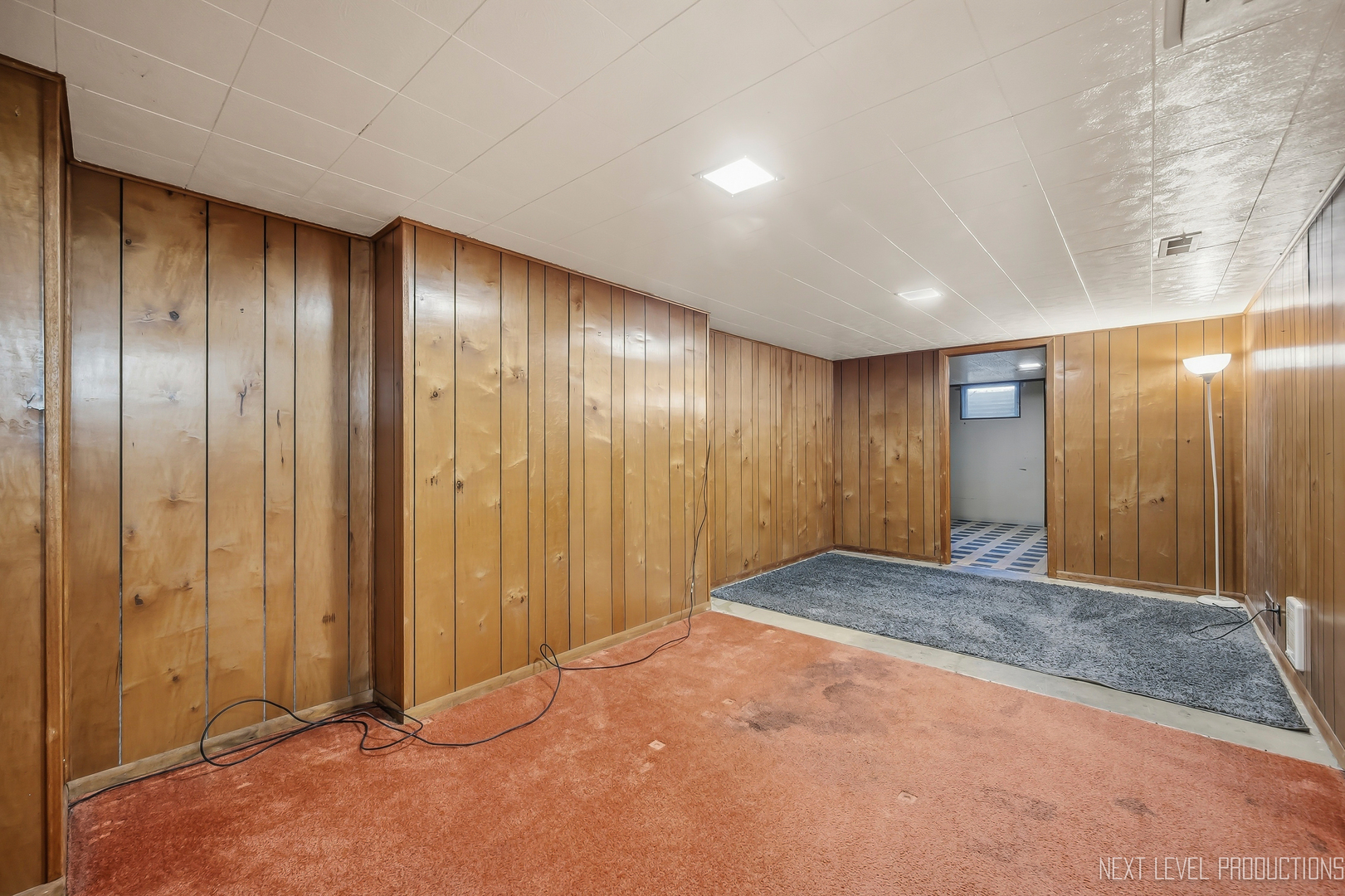 906 Carol Avenue Elgin, IL 60123 - Photo 24 of 31 a view of an empty room