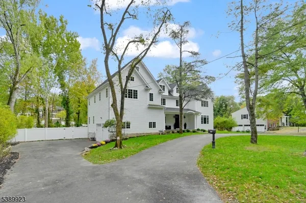 $2,788,000 | 466 White Oak Ridge Road, Short Hills, NJ 07078