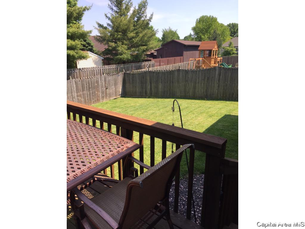 108 Exeter Court Springfield, IL 62704 - Photo 13 of 26
