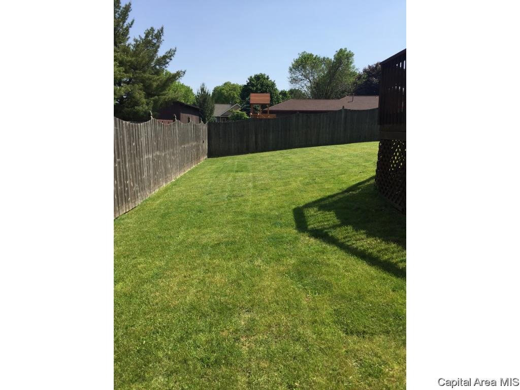 108 Exeter Court Springfield, IL 62704 - Photo 23 of 26