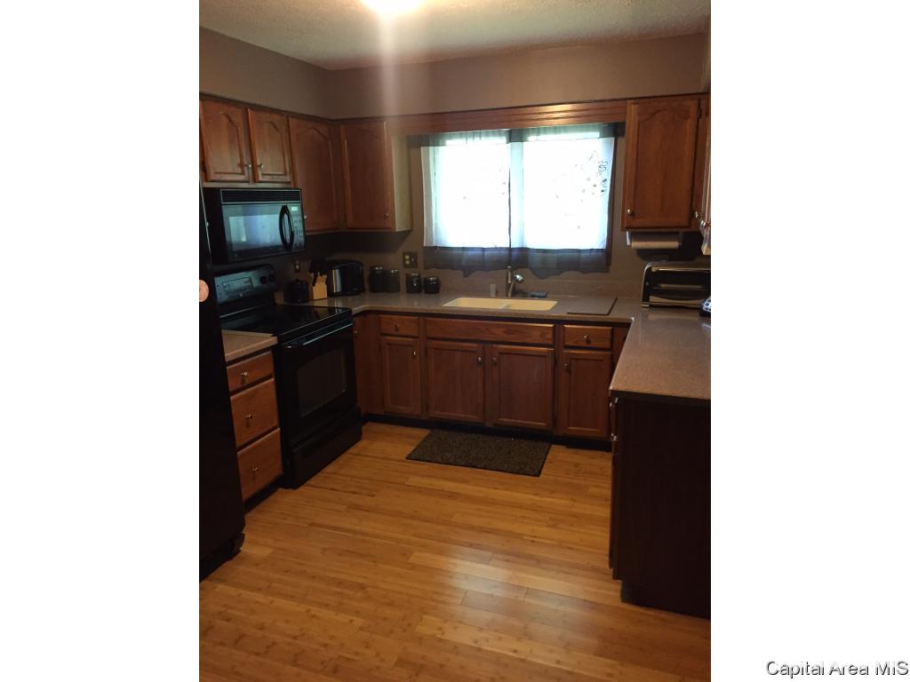 108 Exeter Court Springfield, IL 62704 - Photo 7 of 26