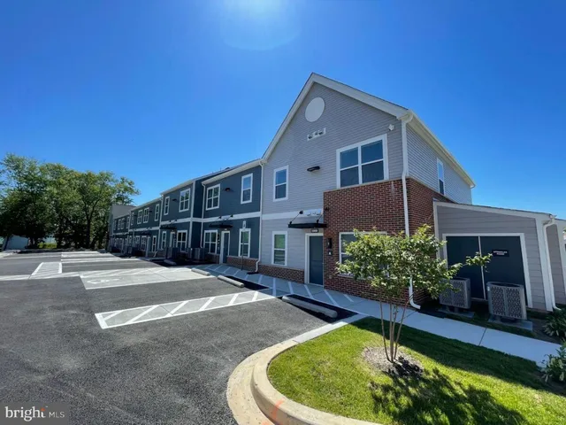 $1,875 | 5610 Bucknell Road, Unit B, Baltimore, MD 21206