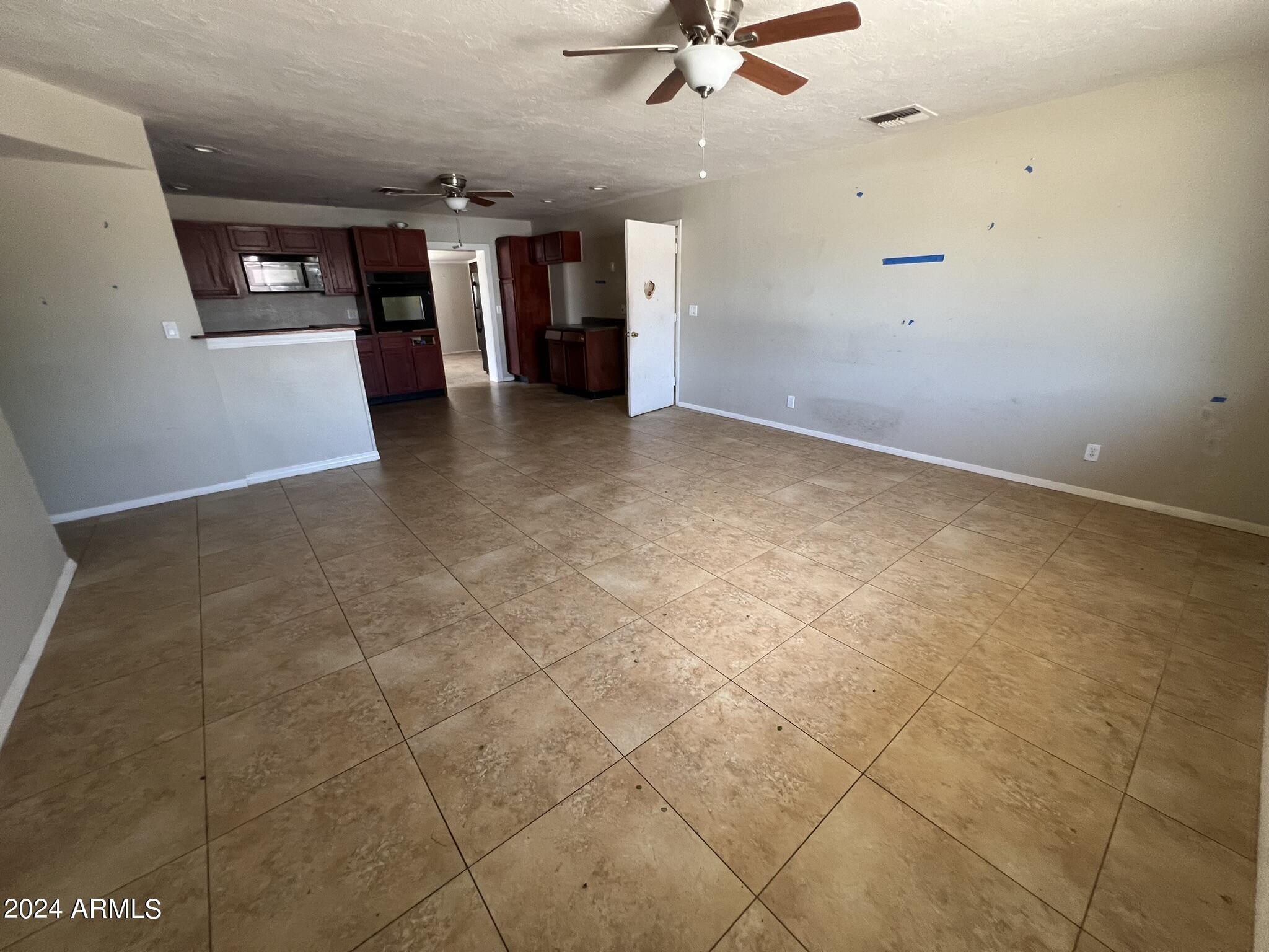 3107 West Charter Oak Road Phoenix, AZ 85029 - Photo 2 of 24 IMG_5617