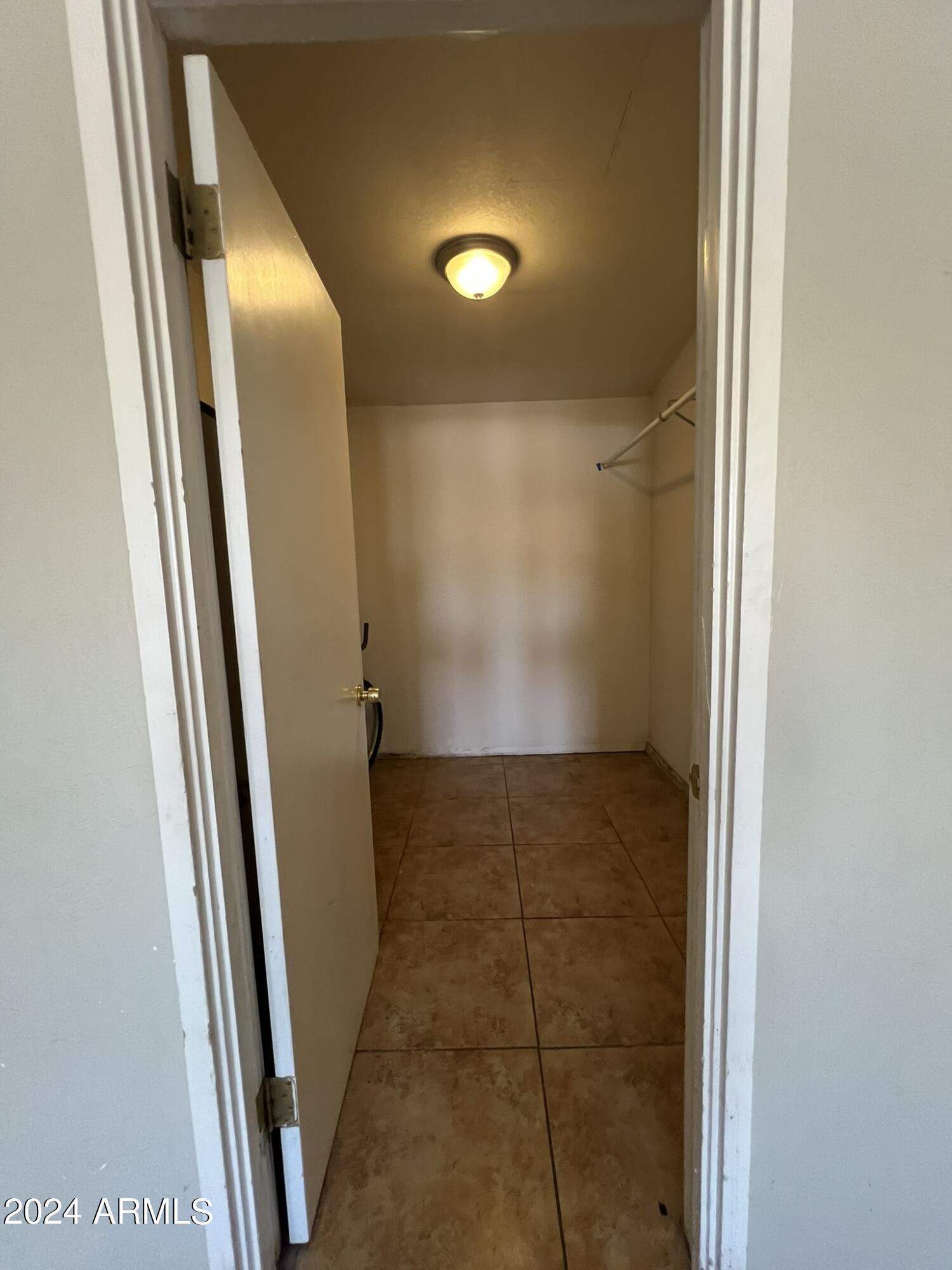 3107 West Charter Oak Road Phoenix, AZ 85029 - Photo 8 of 24 IMG_5639