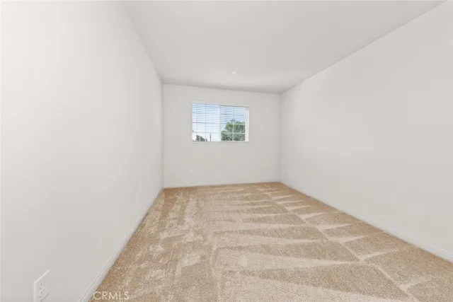 $4,200 | 11640 Eldridge Avenue, Sylmar, CA 91342