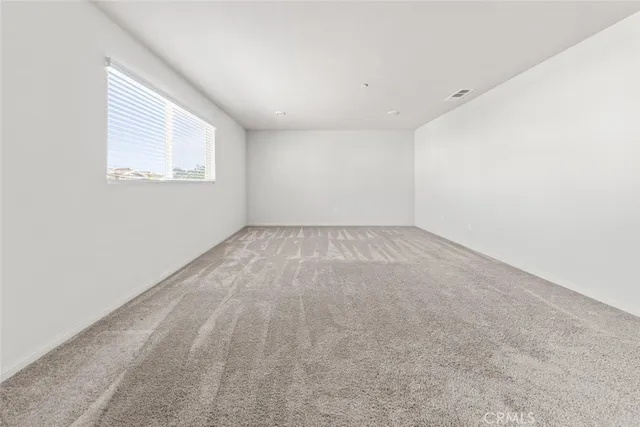 $4,200 | 11640 Eldridge Avenue, Sylmar, CA 91342