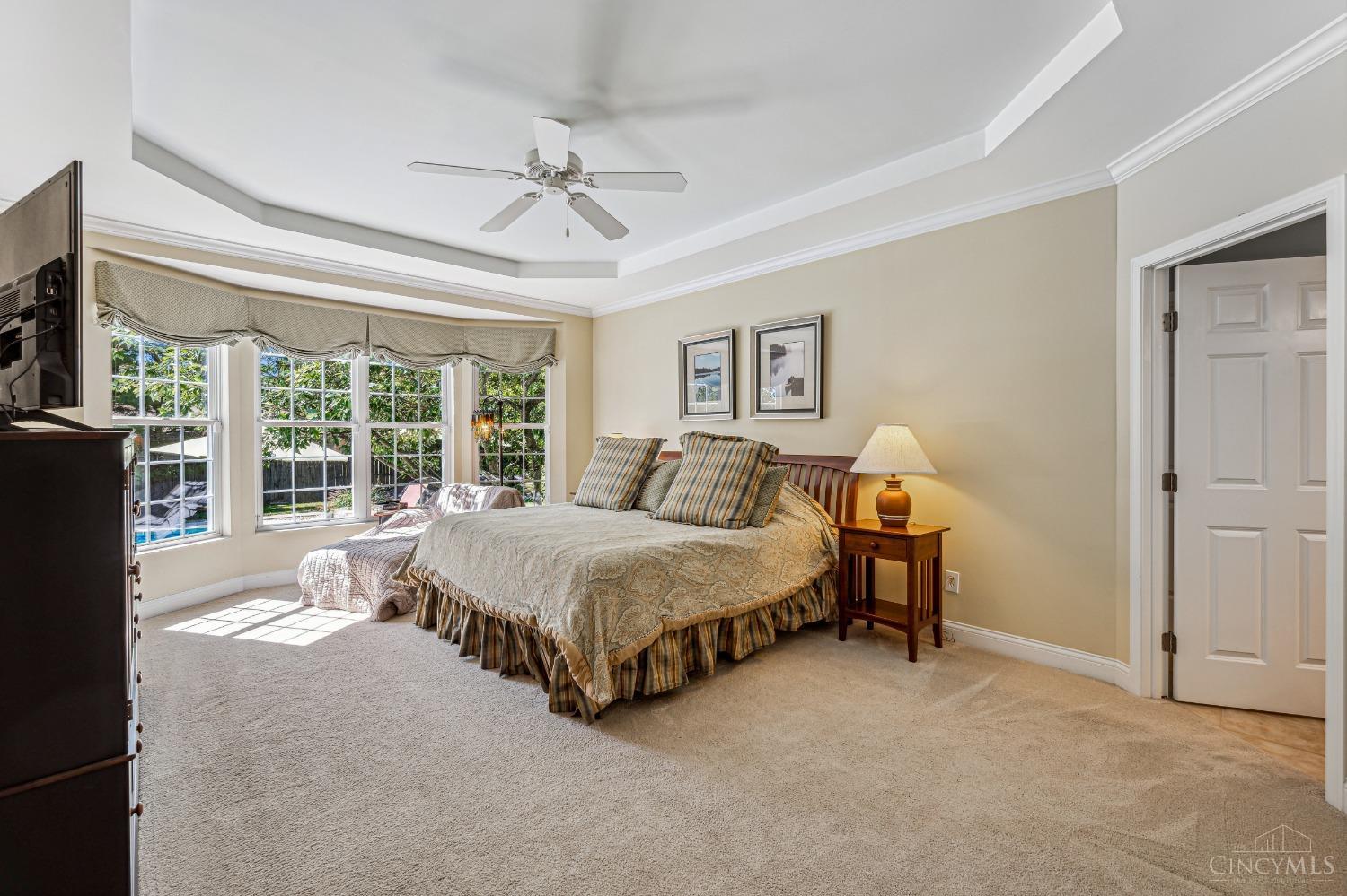 679 Hyacinth Road Cincinnati, OH 45245 - Photo 14 of 40 Gallery Image 14