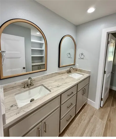 $2,100 | 3939 Harvey, Robstown, TX 78380