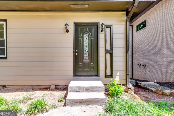 $1,750 | 1126 Briarcliff Place Northeast, Unit 1, Atlanta, GA 30306