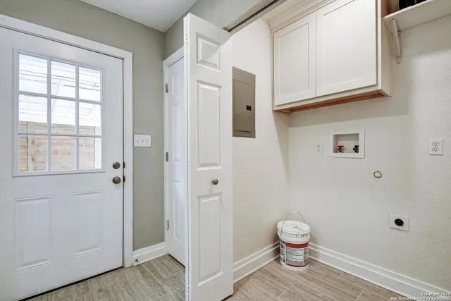 $630,000 | 327 Barrera Street, San Antonio, TX 78210