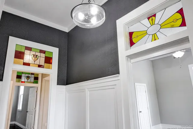 $630,000 | 327 Barrera Street, San Antonio, TX 78210