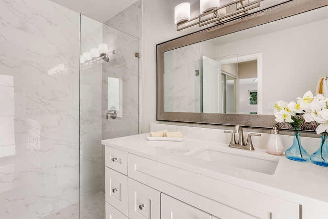 600 Southwest 3rd Street Boca Raton, FL 33486 - Photo 21 of 29 Master Bathroom