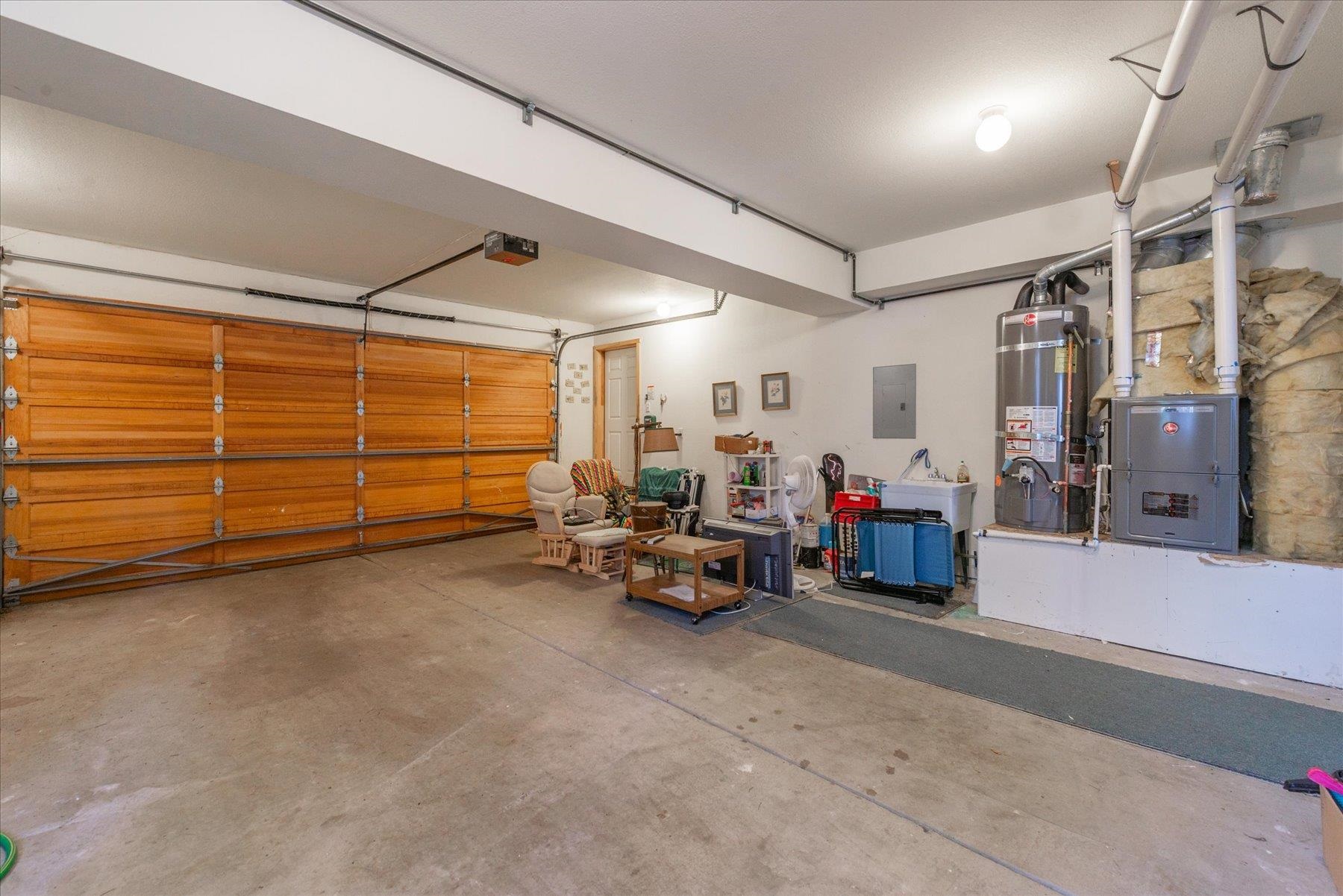 955 The Drive Tahoe City, CA 96145 - Photo 21 of 21 a view of a room with gym equipment