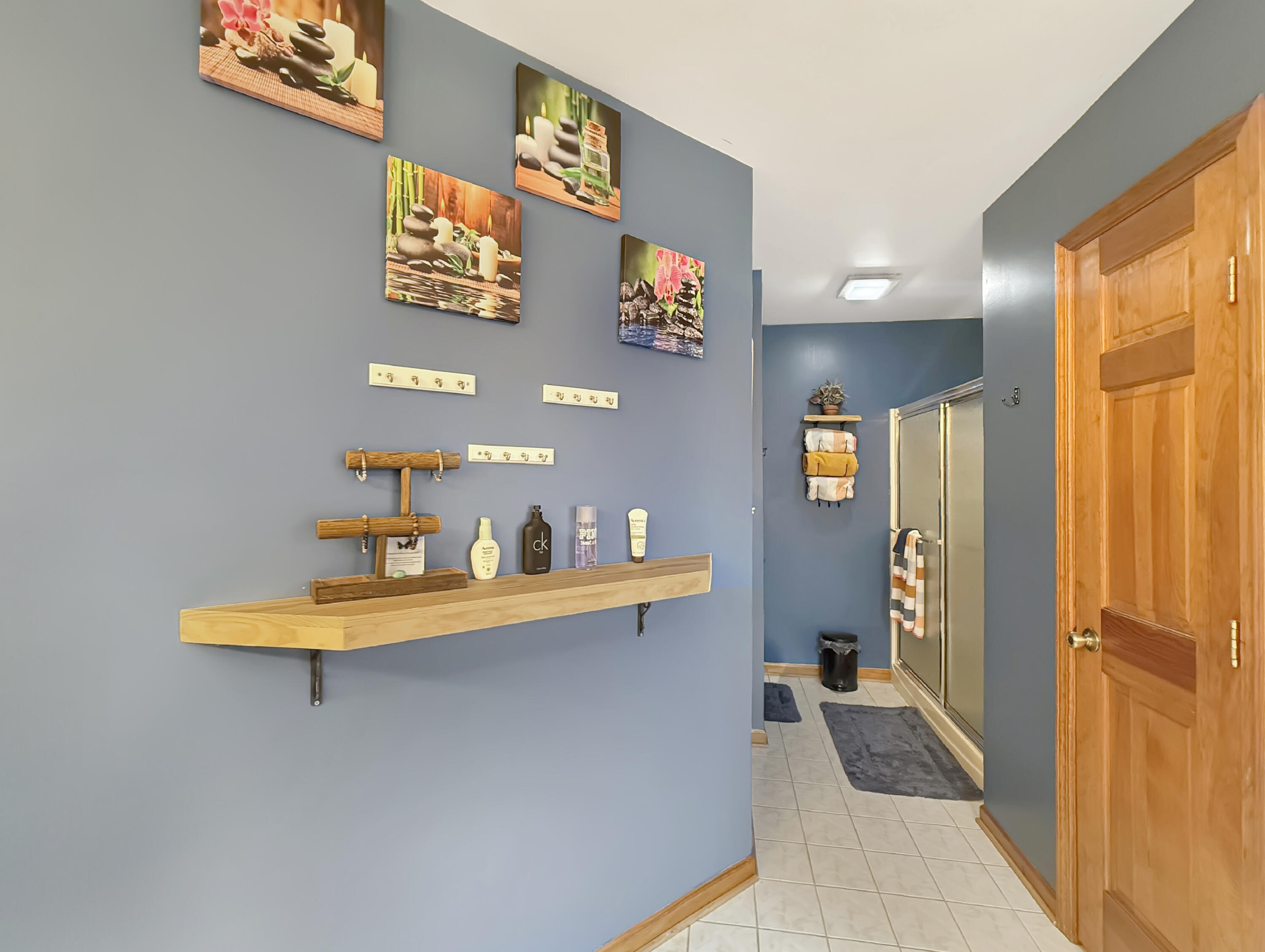 490 West 75 South Valparaiso, IN 46385 - Photo 13 of 39 3000x2258